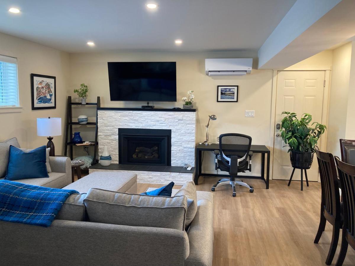 Bright Poolside Walkout Two Bedroom Basement Suite In The Okanagan Penticton Exteriér fotografie